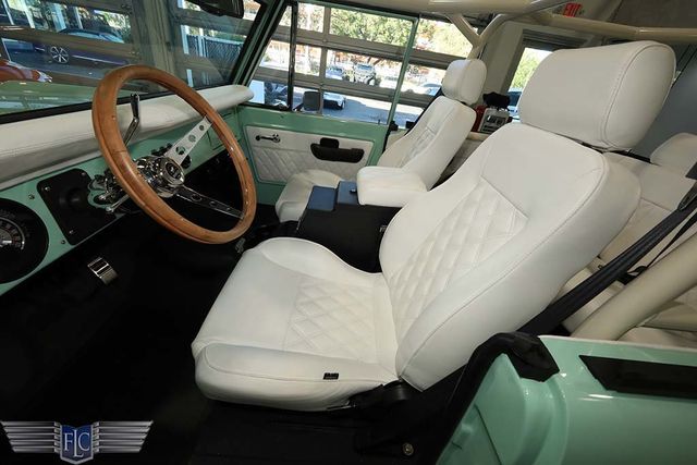 1969 Ford Bronco Sport Soft Top Convertible - 22983580 - 20