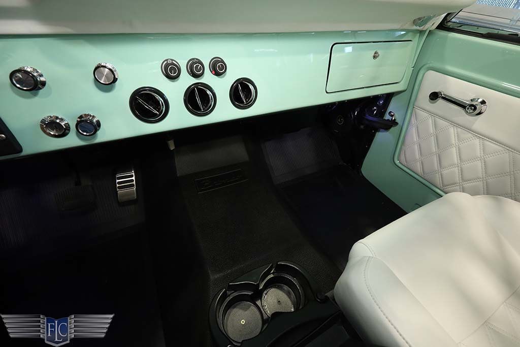 1969 Ford Bronco Sport Soft Top Convertible - 22983580 - 27