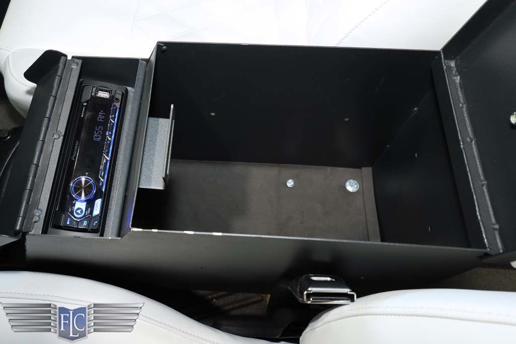 1969 Ford Bronco Sport Soft Top Convertible - 22983580 - 28