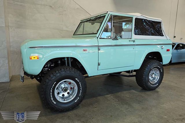 1969 Ford Bronco Sport Soft Top Convertible - 22983580 - 3