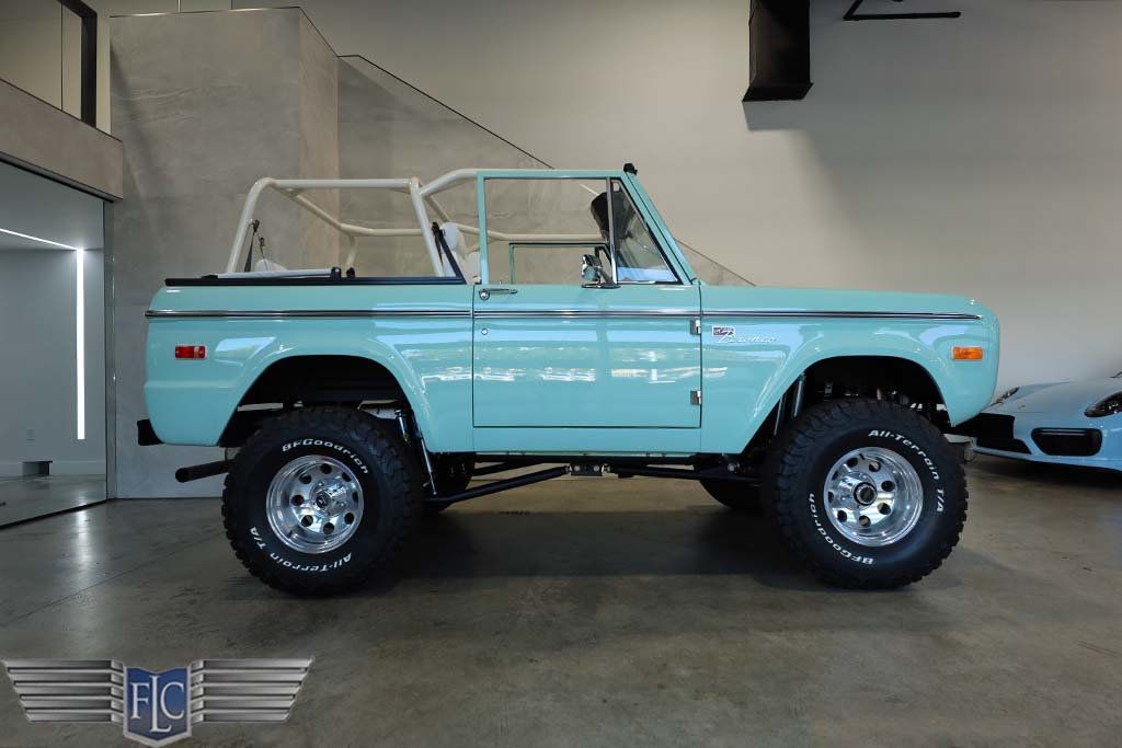 1969 Ford Bronco Sport Soft Top Convertible - 22983580 - 40