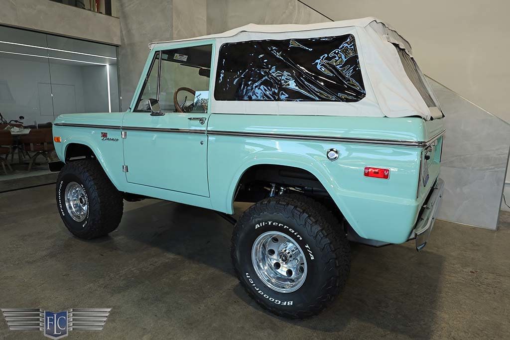 1969 Ford Bronco Sport Soft Top Convertible - 22983580 - 5