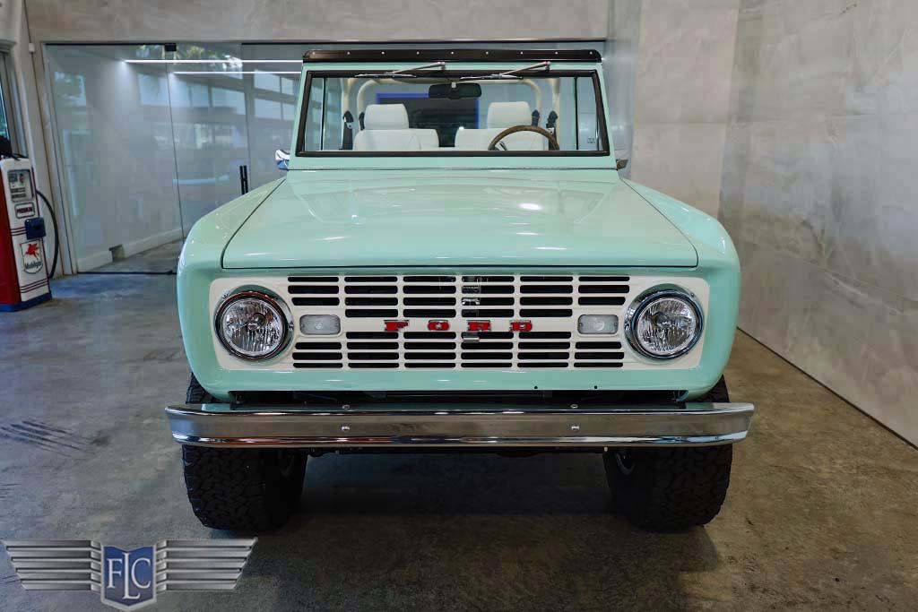 1969 Ford Bronco Sport Soft Top Convertible - 22983580 - 6