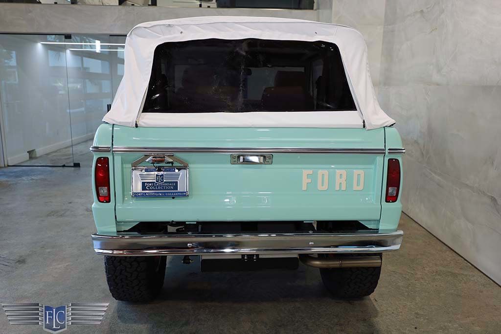1969 Ford Bronco Sport Soft Top Convertible - 22983580 - 7