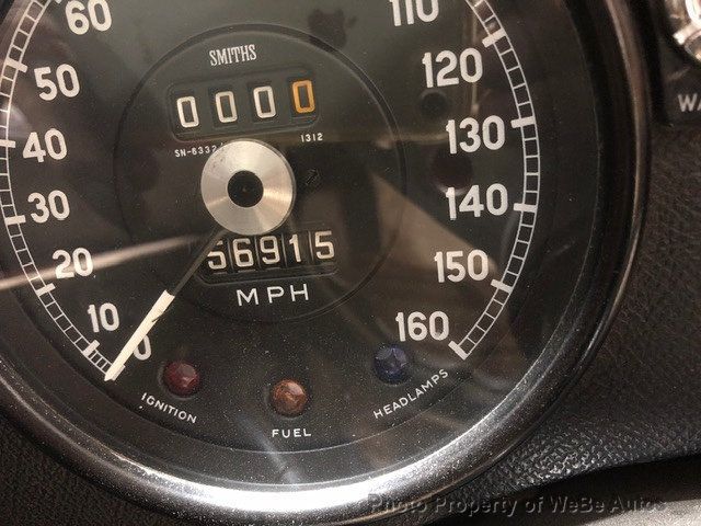 1969 Jaguar XKE Roadster For Sale - 22743229 - 6