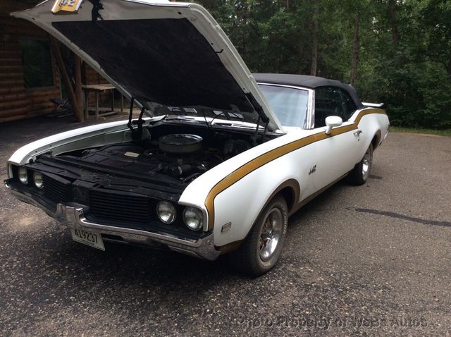 1969 Oldsmobile Cutlass 442 Hurst Tribute For Sale - 22501680 - 23