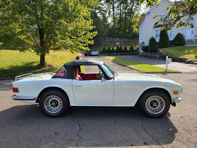 1969 Triumph TR-6  - 21161207 - 14