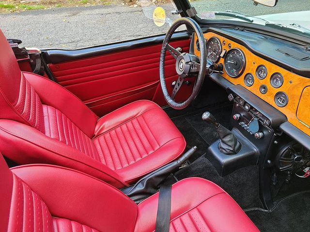 1969 Triumph TR-6  - 21161207 - 19