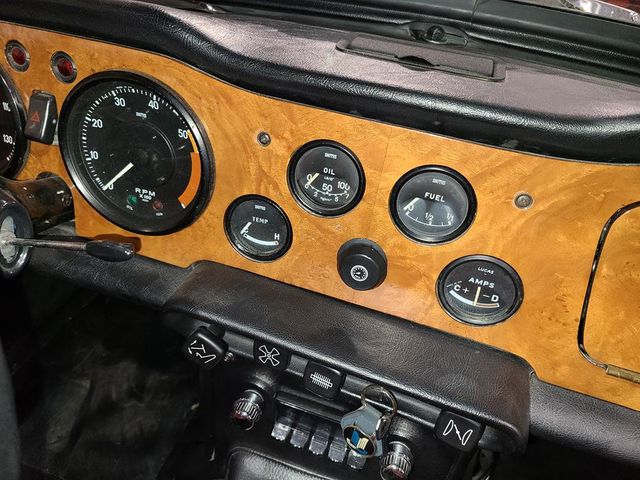 1969 Triumph TR-6  - 21161207 - 21
