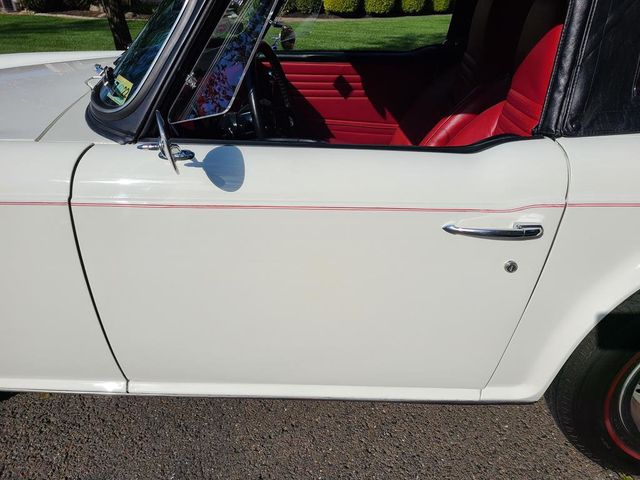 1969 Triumph TR-6  - 21161207 - 48