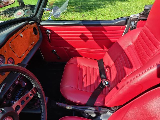 1969 Triumph TR-6  - 21161207 - 81