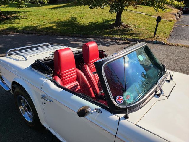 1969 Triumph TR-6  - 21161207 - 84