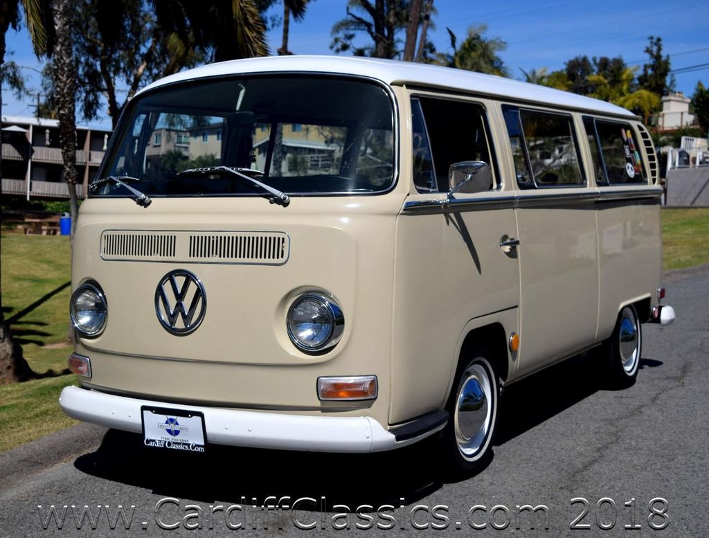 1969 Volkswagen Bus  - 17417755 - 29