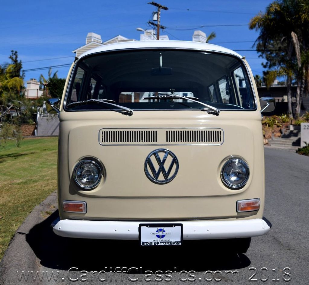 1969 Volkswagen Bus  - 17417755 - 32