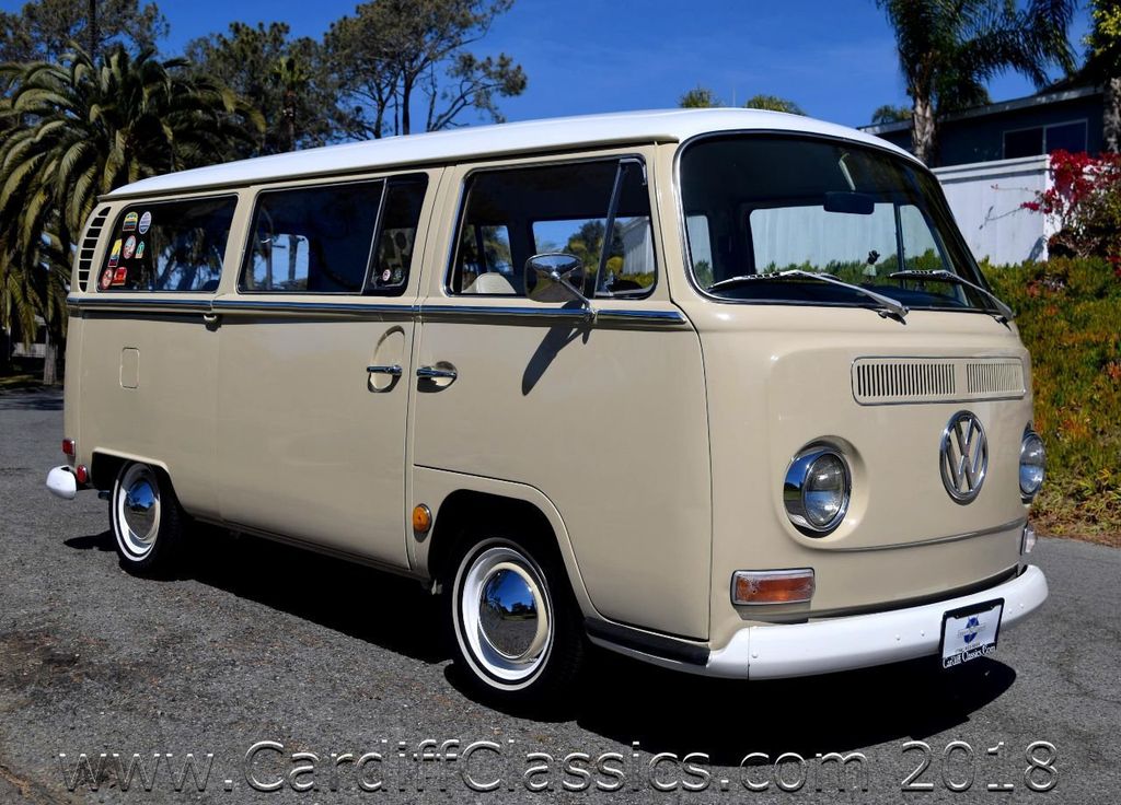 1969 Volkswagen Bus  - 17417755 - 35