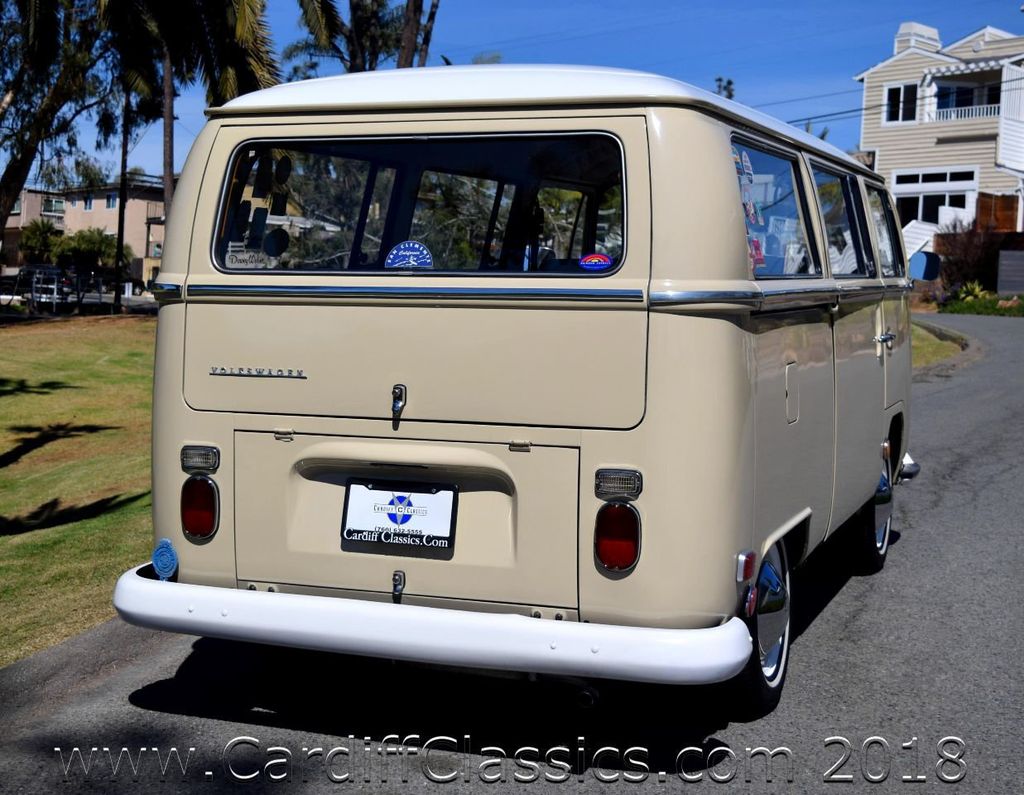 1969 Volkswagen Bus  - 17417755 - 38