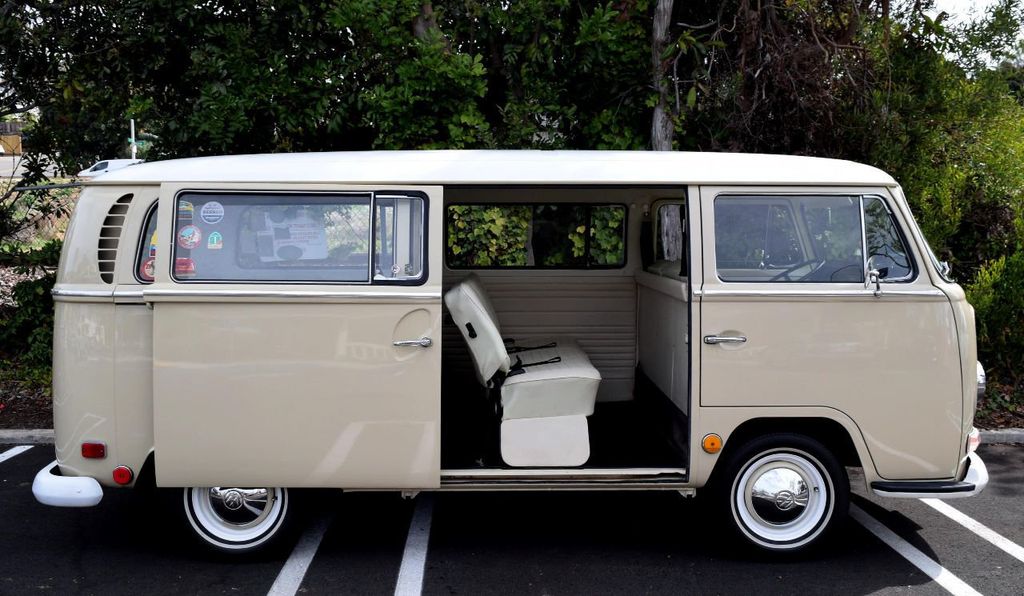 1969 Volkswagen Bus  - 17417755 - 43