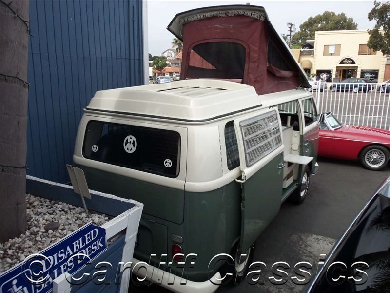 1969 Volkswagen Westfalia Bus Weekender Camper Van - 7445793 - 18