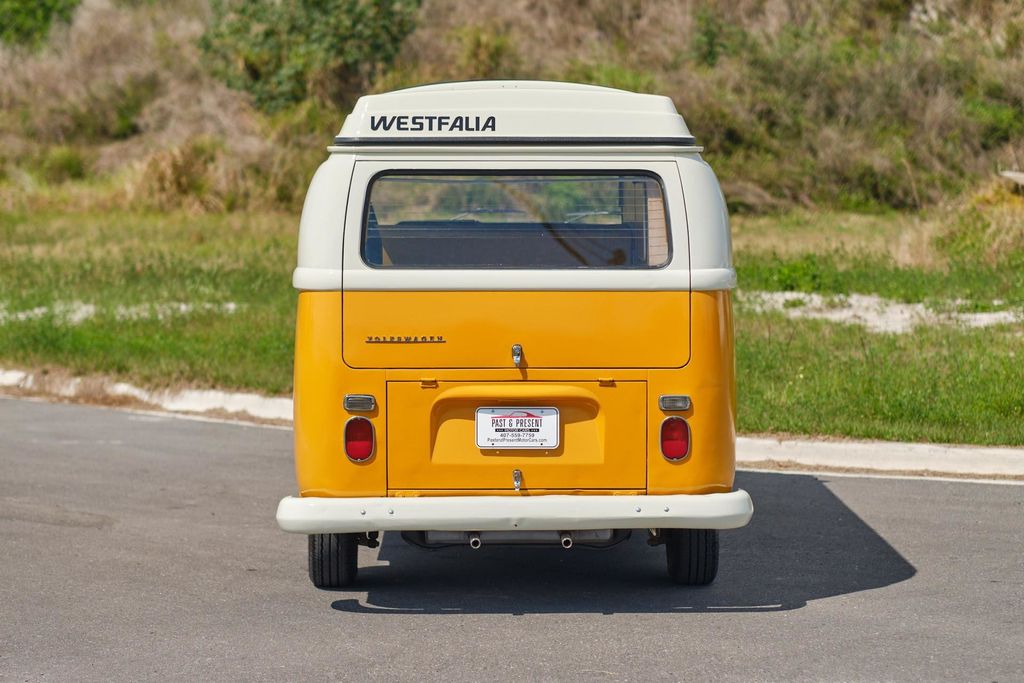 1969 Volkswagen Westfalia Camper Bus  - 21843956 - 4