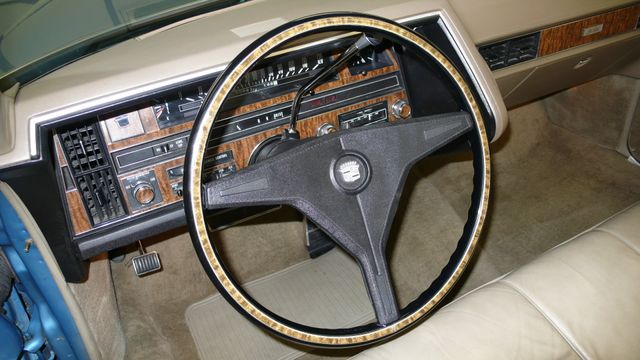 1970 Cadillac DEVILLE coupe - 9609391 - 19