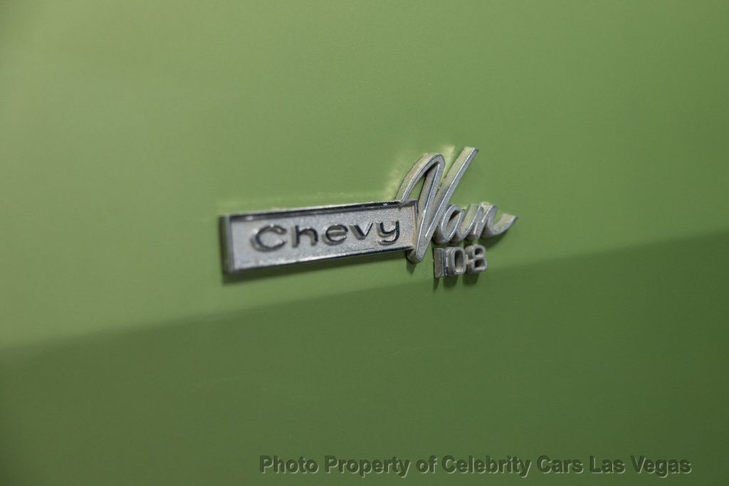 1970 Chevrolet 108 Camper Van  - 21978333 - 17