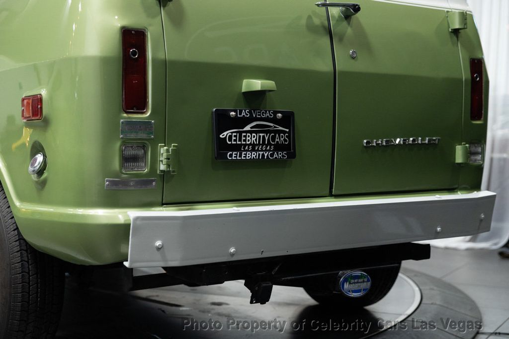 1970 Chevrolet 108 Camper Van  - 21978333 - 22