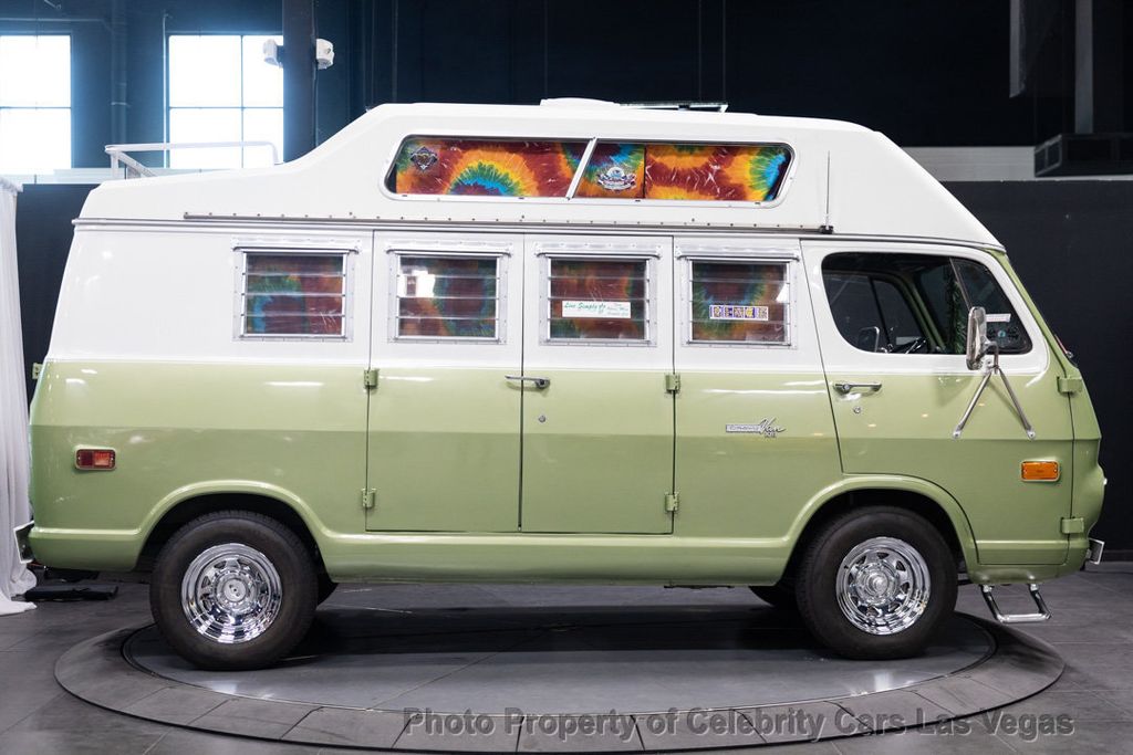 1970 Chevrolet 108 Camper Van  - 21978333 - 7