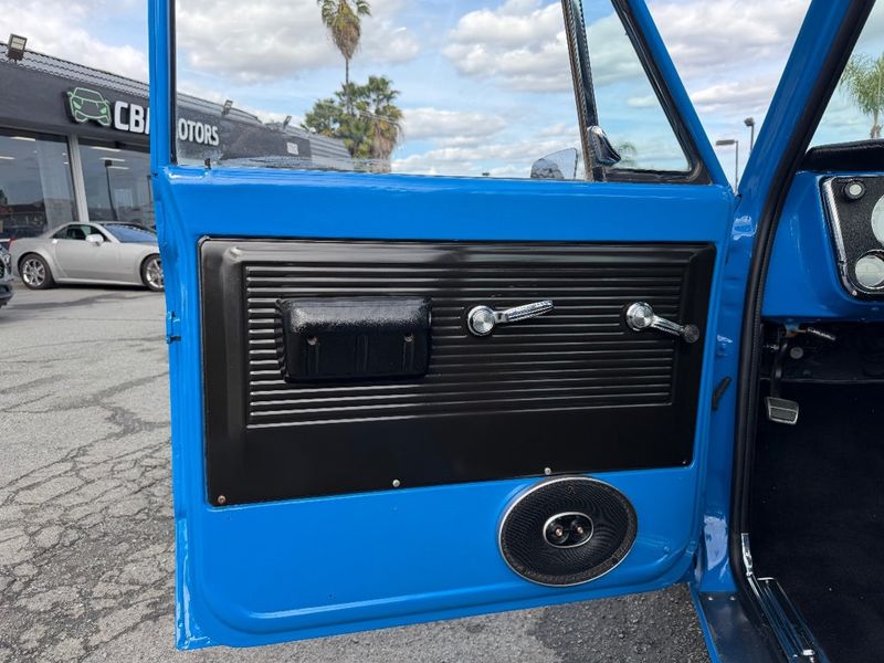 1970 Chevrolet C10 CST 454 Big Block - 22988742 - 12