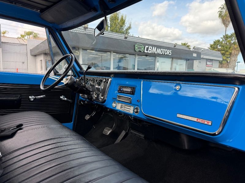 1970 Chevrolet C10 CST 454 Big Block - 22988742 - 18