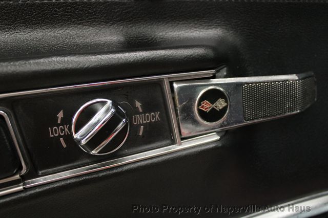 1970 Chevrolet Corvette Convertible - 22342923 - 14