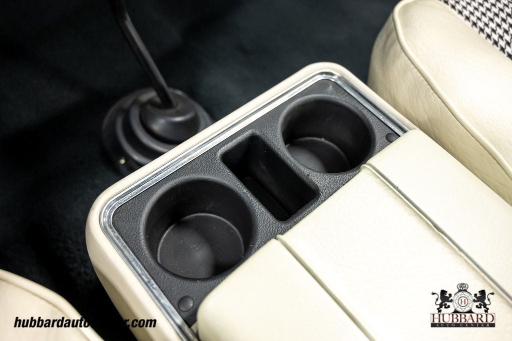 1970 Chevrolet K5 Blazer  - 22951903 - 23