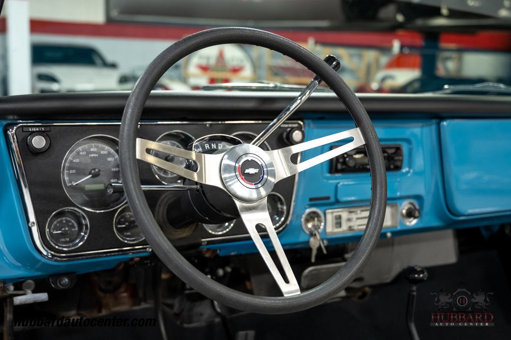 1970 Chevrolet K5 Blazer  - 22951903 - 70