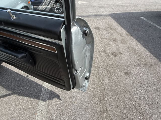 1970 Chevrolet Nova RESTORED CORTEZ SILVER AC - 23085289 - 12