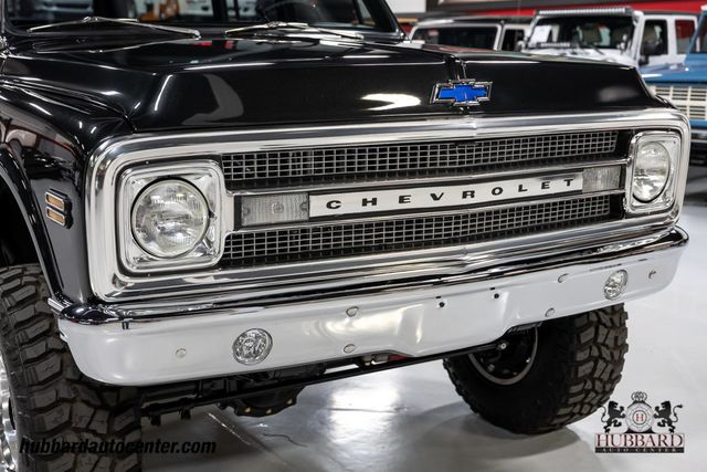 1970 Chevrolet Suburban  - 22977504 - 14
