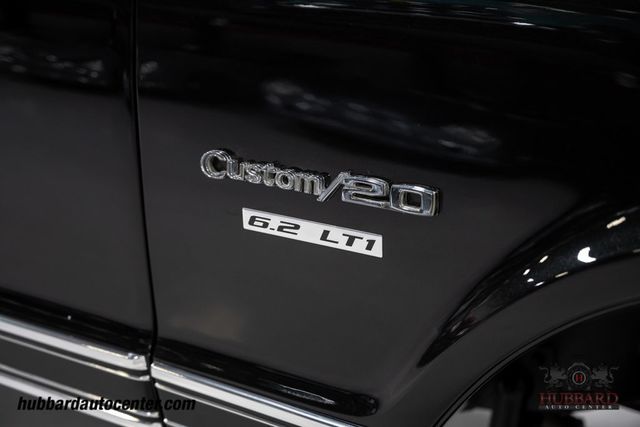 1970 Chevrolet Suburban  - 22977504 - 37