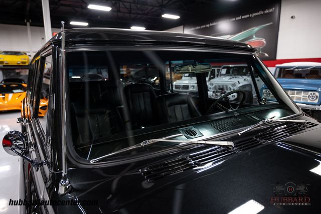 1970 Chevrolet Suburban  - 22977504 - 39