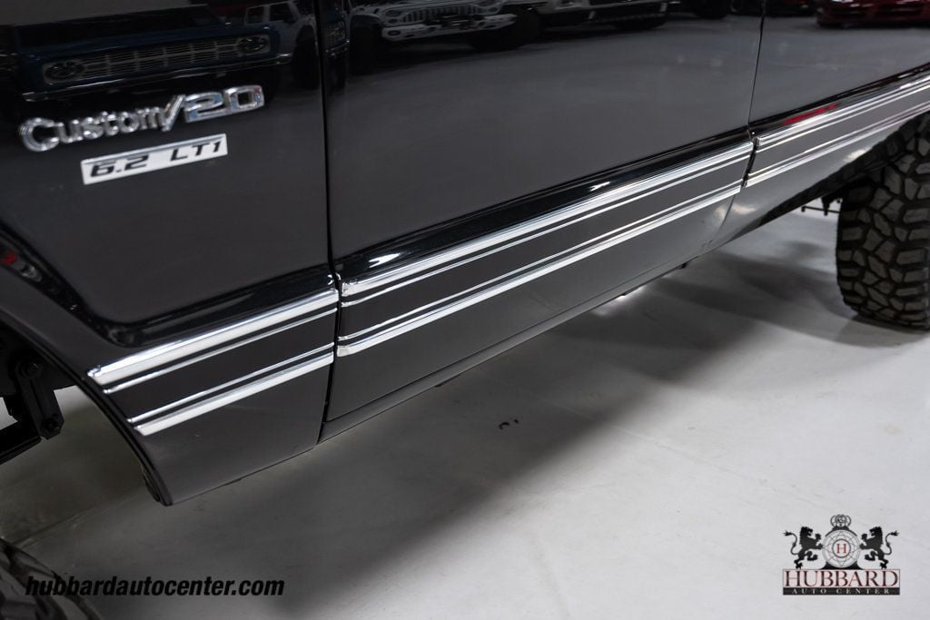 1970 Chevrolet Suburban  - 22977504 - 58