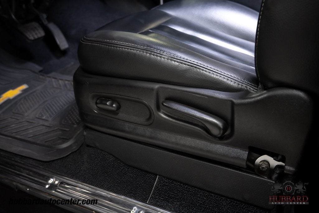 1970 Chevrolet Suburban  - 22977504 - 64