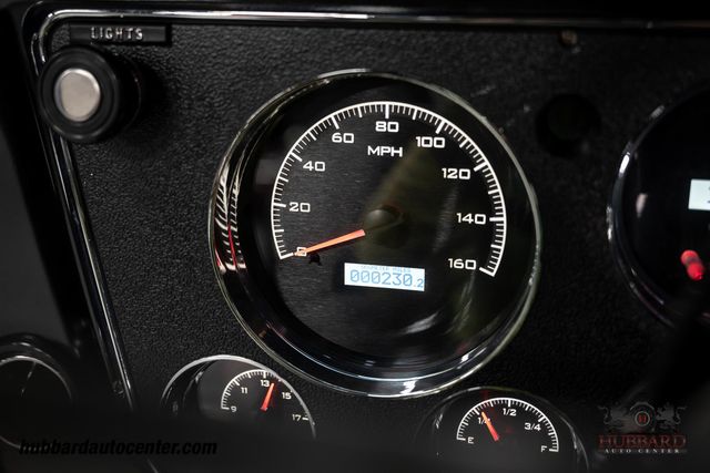 1970 Chevrolet Suburban  - 22977504 - 67