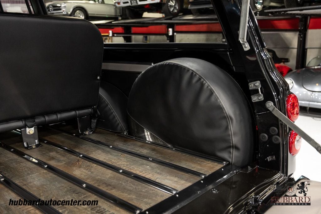 1970 Chevrolet Suburban  - 22977504 - 82