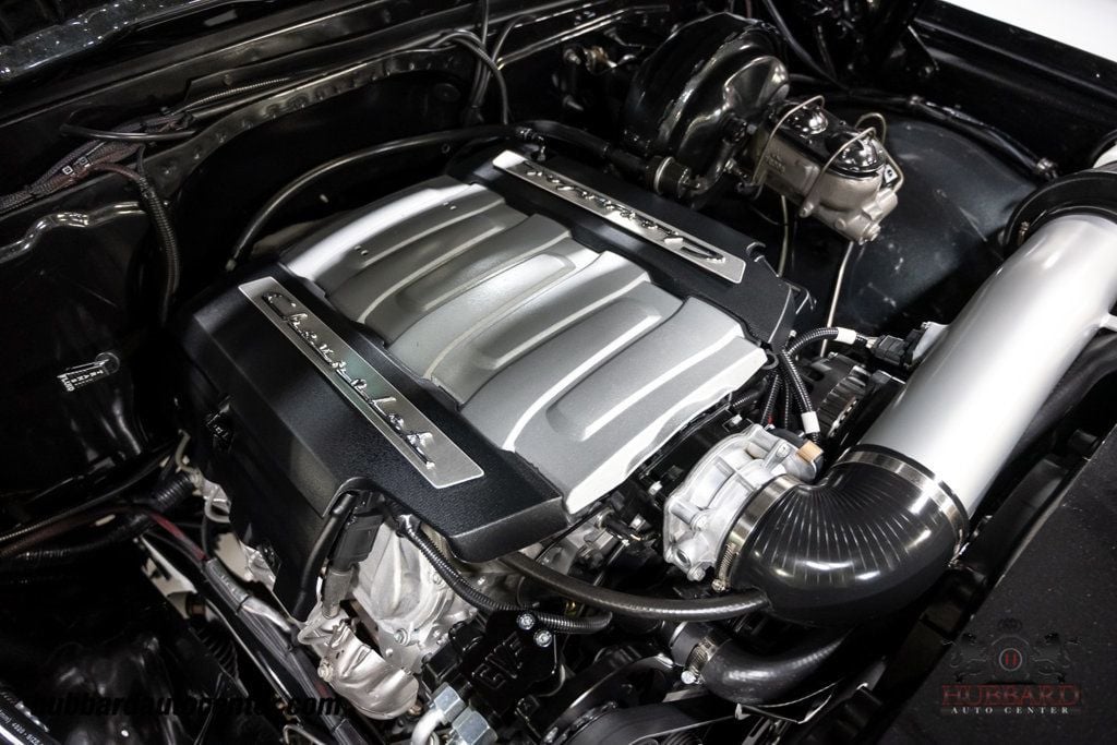 1970 Chevrolet Suburban  - 22977504 - 88