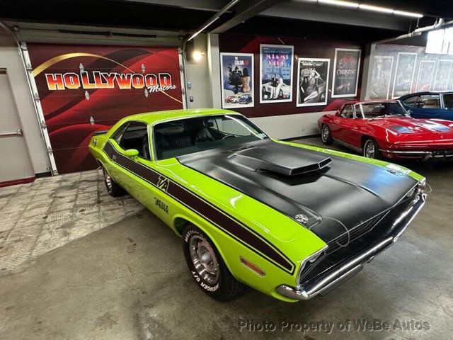 1970 Dodge Challenger 340 4 SPEED 6 PACK T/A CLONE - 23031418 - 28