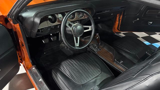 1970 Dodge Challenger HEMI 572cid PISTOL GRIP 5 SPEED DANA 60 POSI WOW! - 22963287 - 1