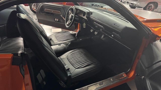 1970 Dodge Challenger HEMI 572cid PISTOL GRIP 5 SPEED DANA 60 POSI WOW! - 22963287 - 68