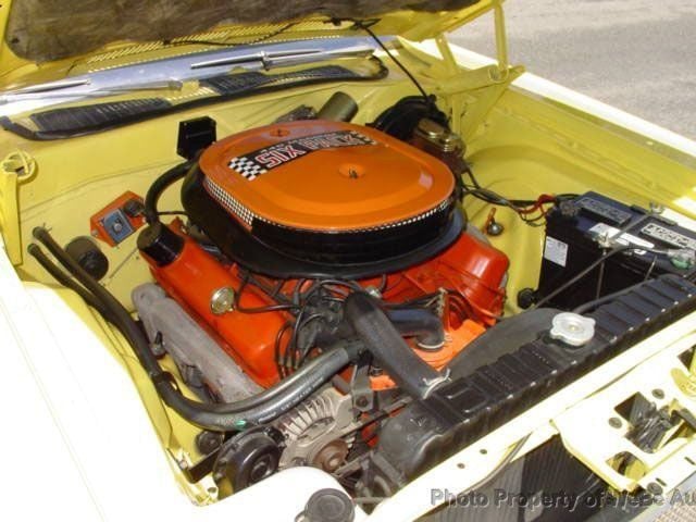 1970 Dodge Challenger RT - 9759492 - 57