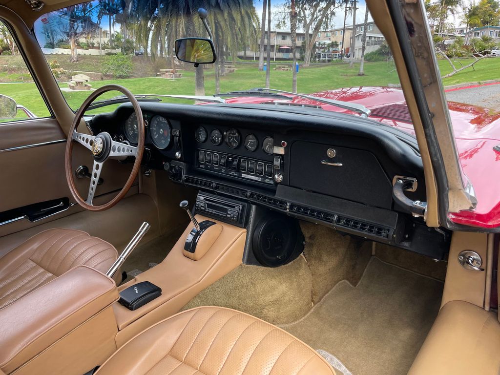 1970 Jaguar XKE 2+2  - 21635907 - 22