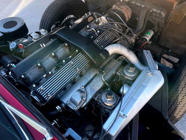 1970 Jaguar XKE 2+2  - 21635907 - 54