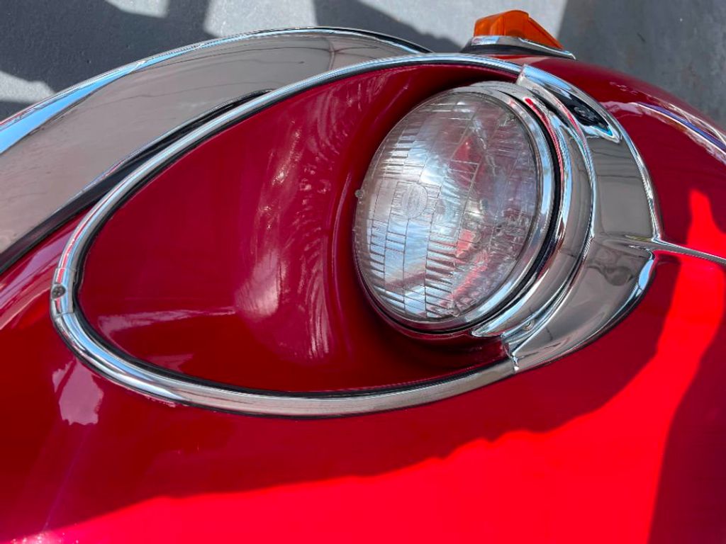 1970 Jaguar XKE 2+2  - 21635907 - 65