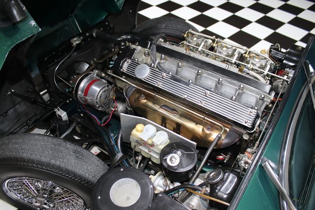 1970 Jaguar XK-E SERIES 2 - 4 SPEED - BRITISH RACING GREEN - 23056668 - 1