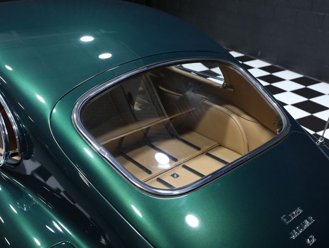 1970 Jaguar XK-E SERIES 2 - 4 SPEED - BRITISH RACING GREEN - 23056668 - 32
